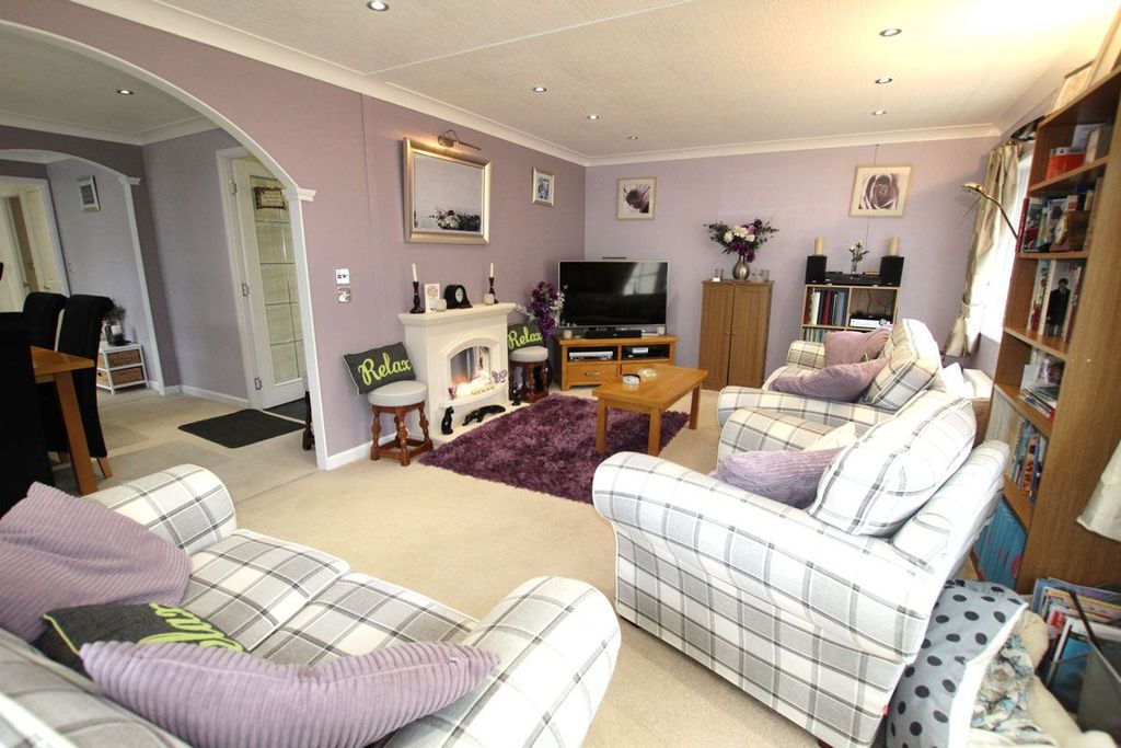 Property photo 3 of 20