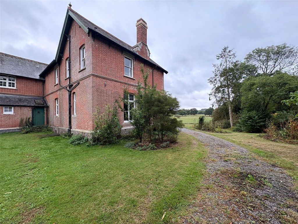Property photo 1 of 15 Picture No. 16