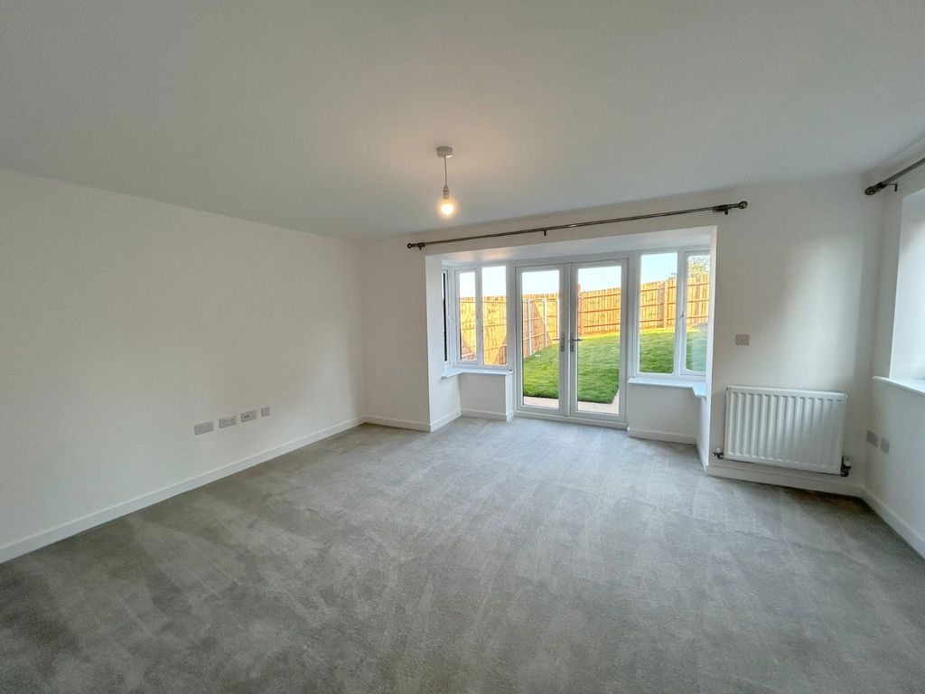 Property photo 2 of 14 Picture No. 05
