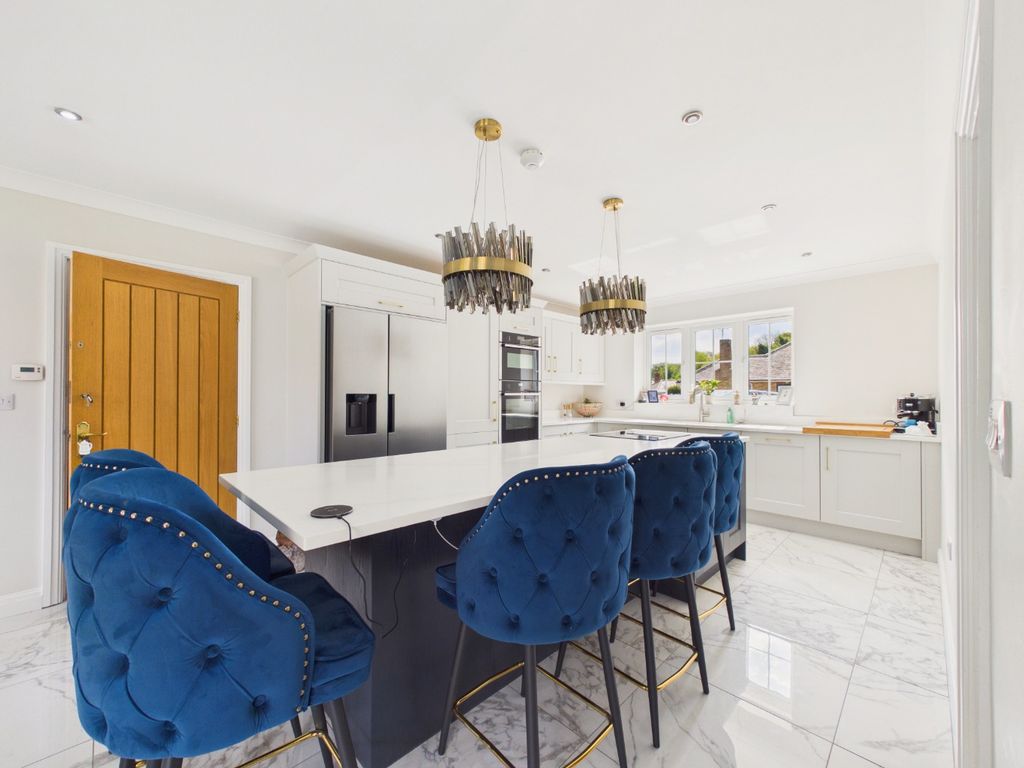 Property photo 1 of 26 5044181