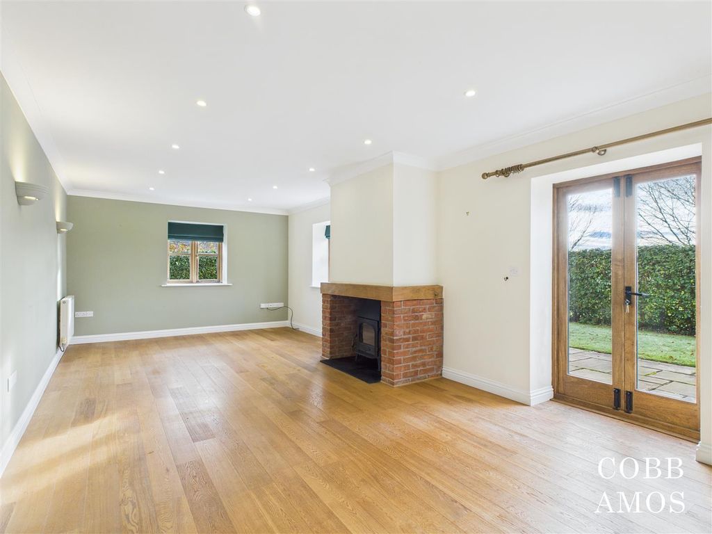 Property photo 2 of 22 Cam02803G0-Pr0244-Still002.Jpg