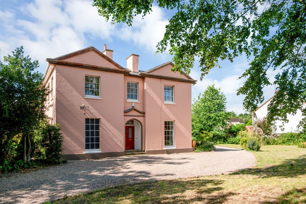 Property photo 1 of 25 The Beeches