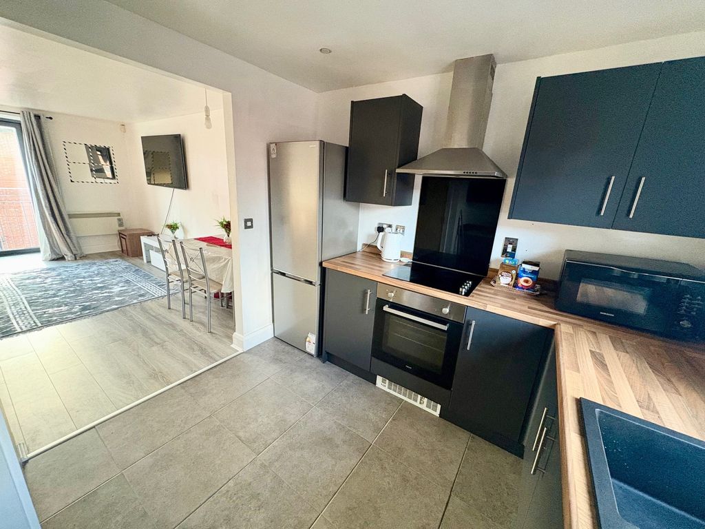 Property photo 2 of 7 Image