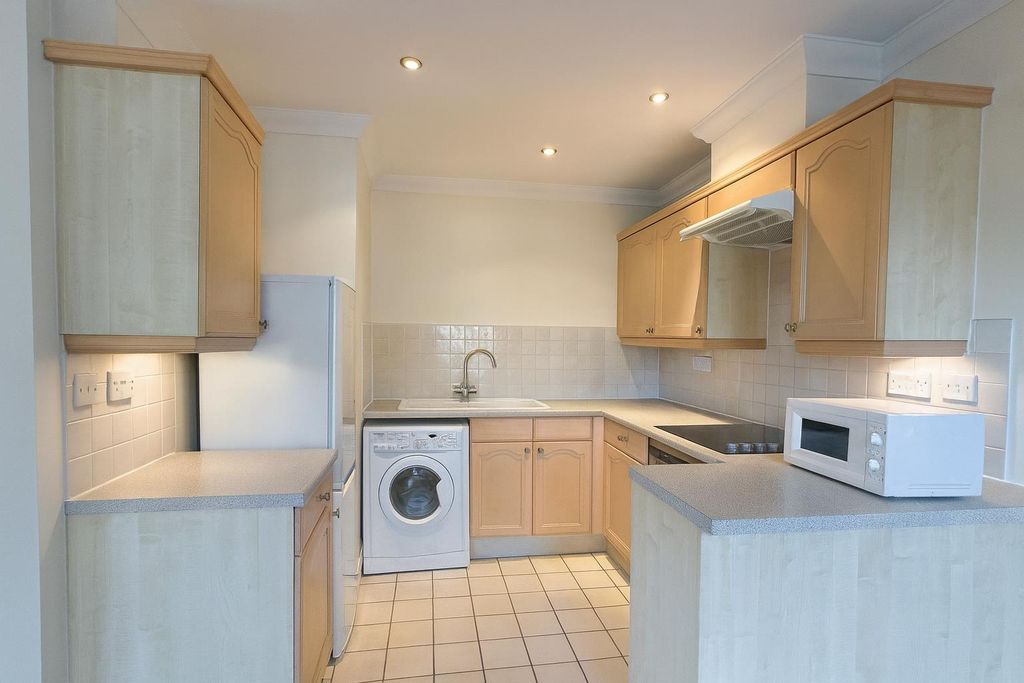 Property photo 3 of 7 83381d6F-9717-4A74-8d63-F8B8Fecd8901.Png