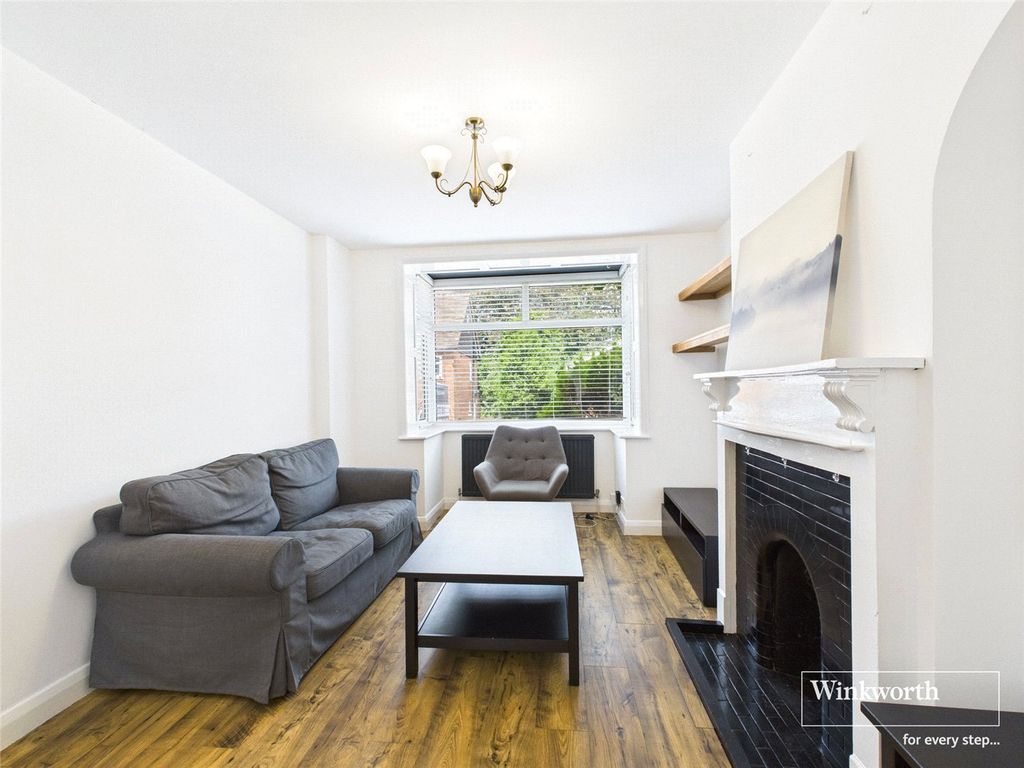 Property photo 2 of 12 Picture No. 29