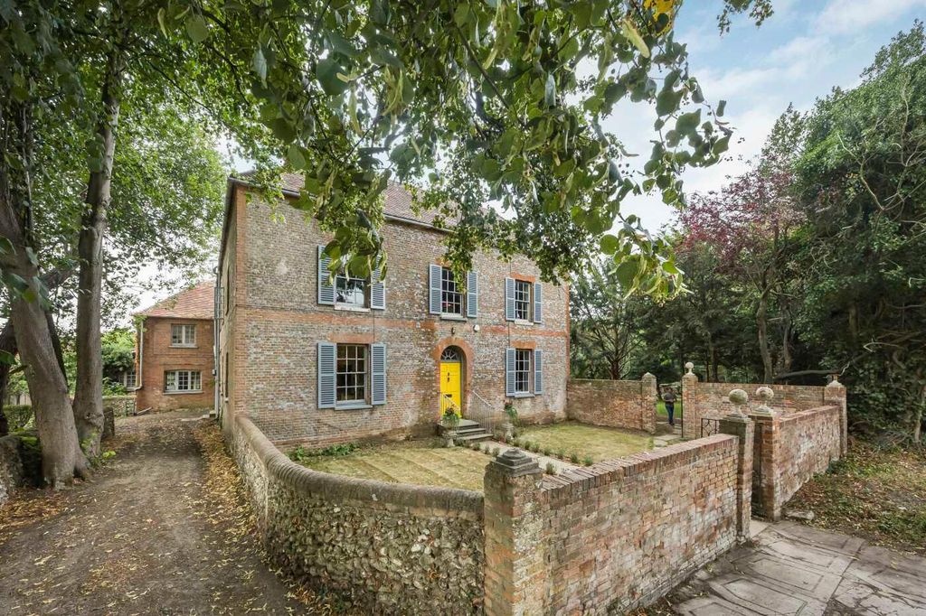 Property photo 1 of 65 Image