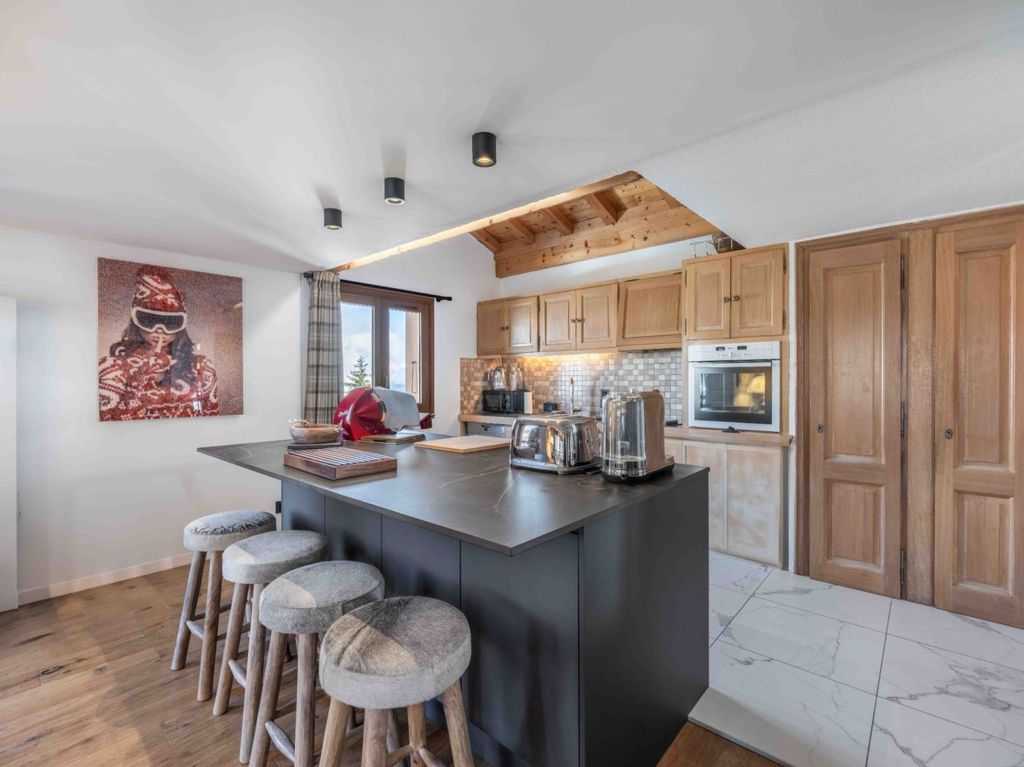 Property photo 3 of 12 Megeve Apartment For