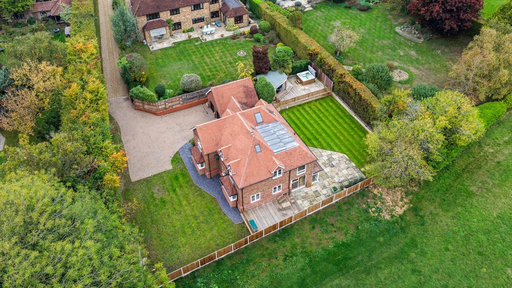 Property photo 2 of 49 Rear Garden