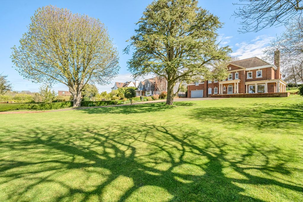 Property photo 2 of 22 1435703569Cbe1A61A3A4