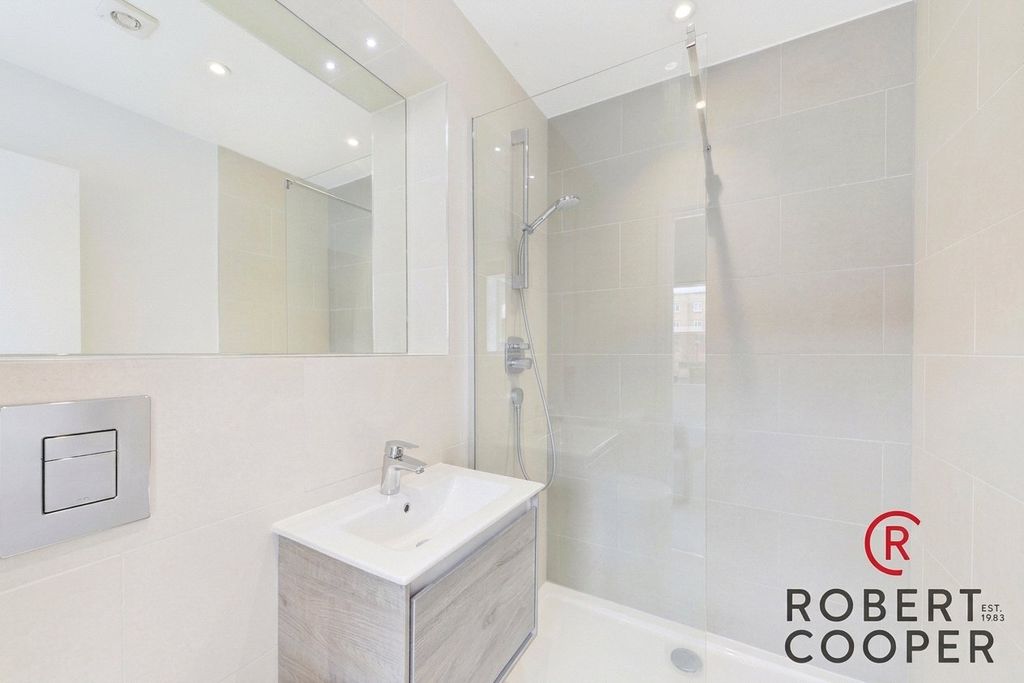 Property photo 3 of 6 Picture No. 07