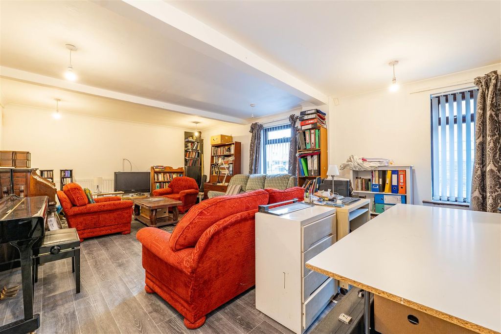 Property photo 2 of 14 Lounge/Dining Room