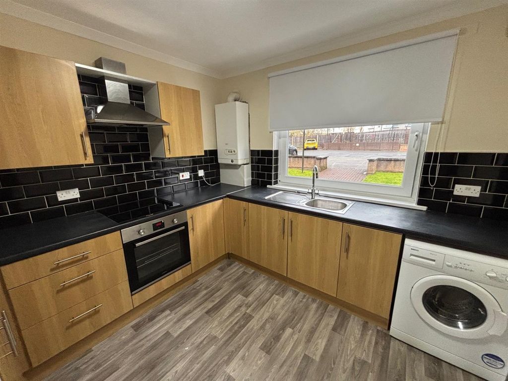 Property photo 3 of 9 7.Jpeg