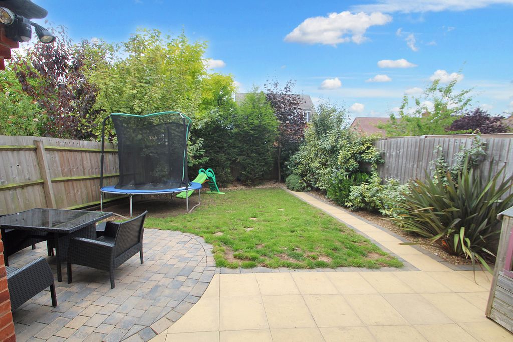 Property photo 2 of 15