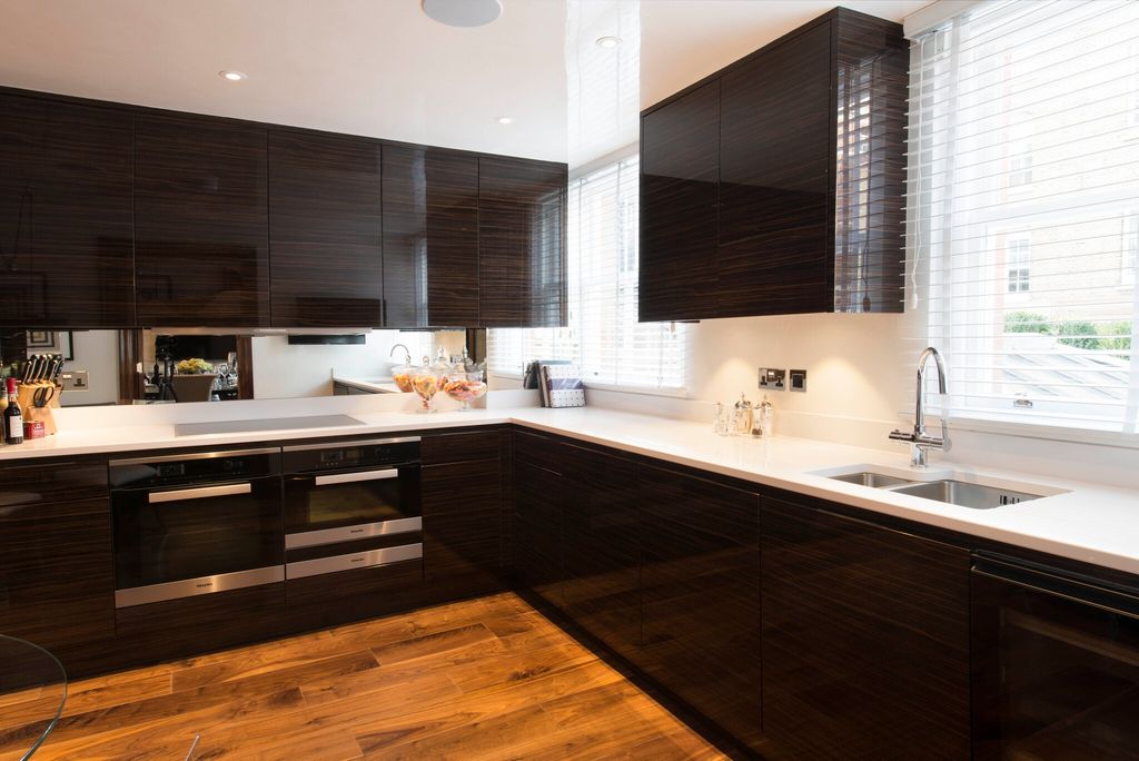 Property photo 2 of 16 Kitchen