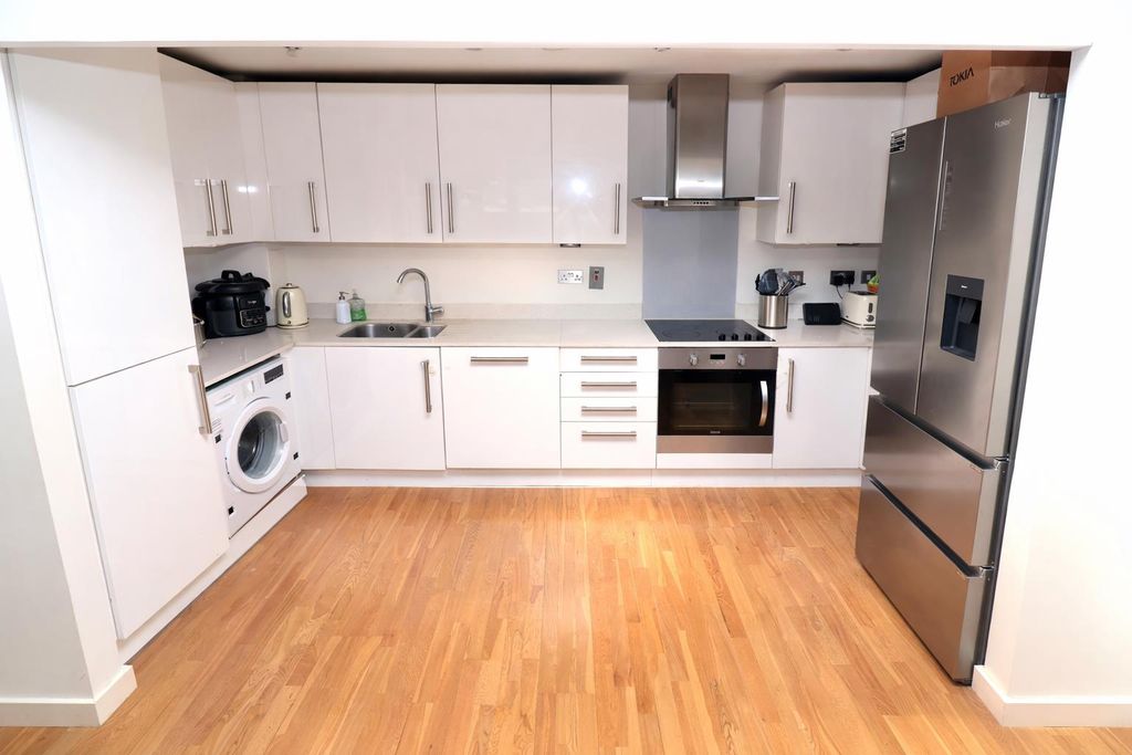 Property photo 3 of 20 Kitchen 1.Png