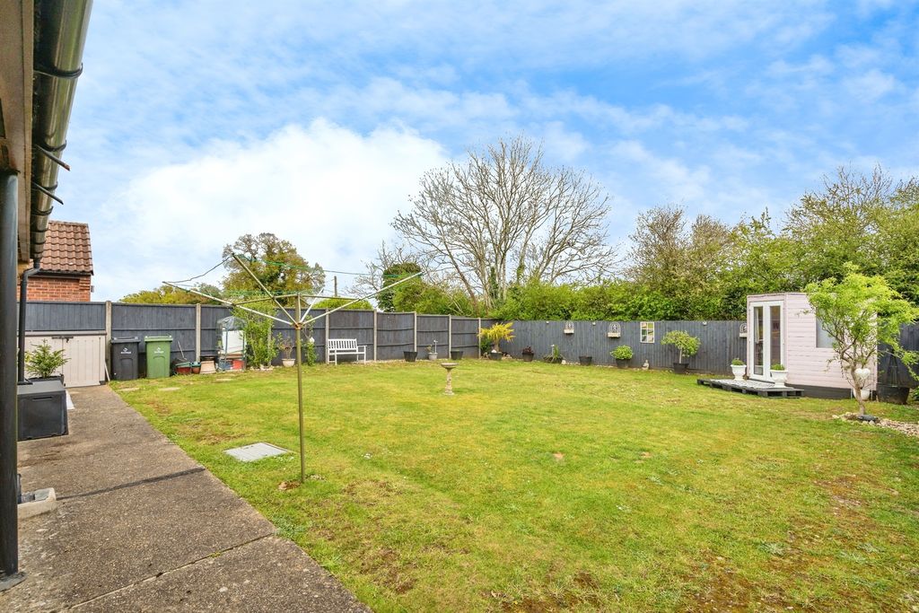 Property photo 2 of 14
