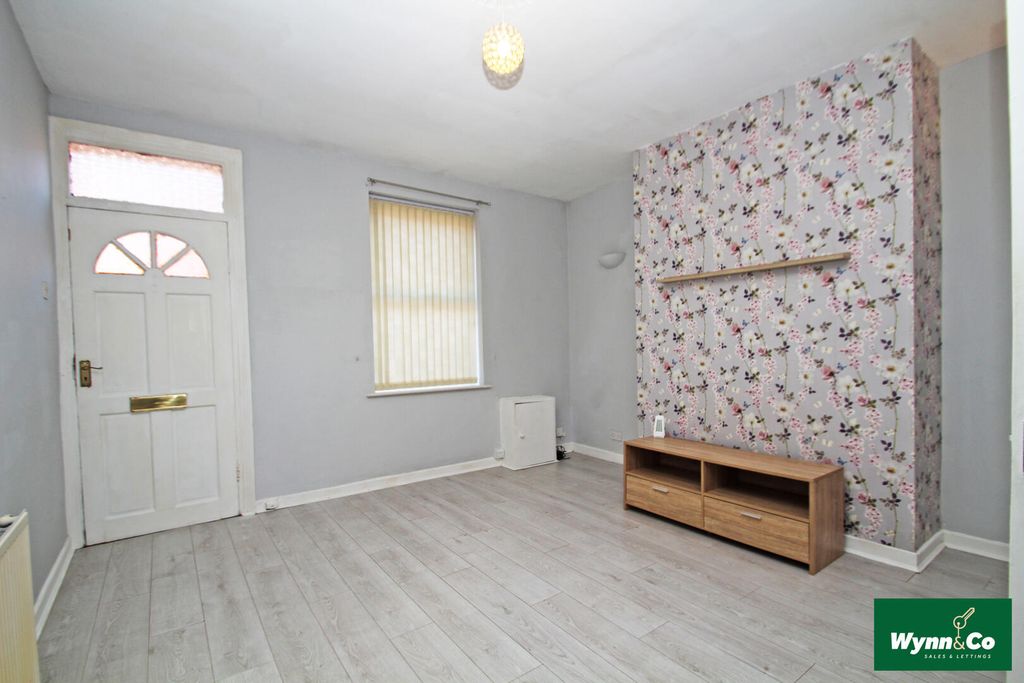 Property photo 3 of 12 Living Room