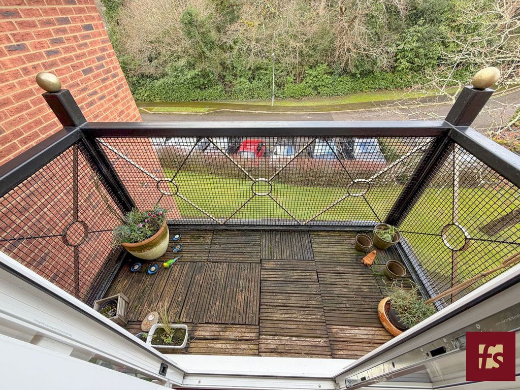 Property photo 3 of 13