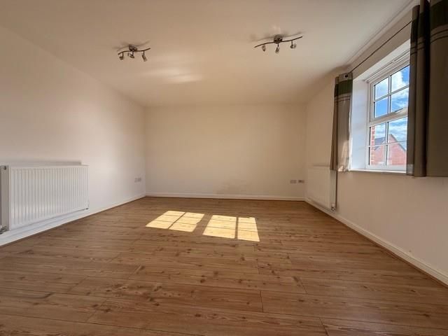 Property photo 3 of 8 3.Jpg