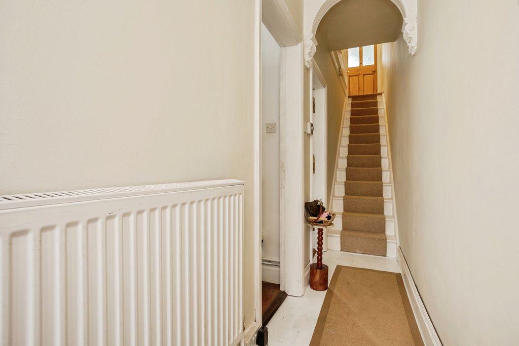Property photo 2 of 20 Pbox-Img.Jpg