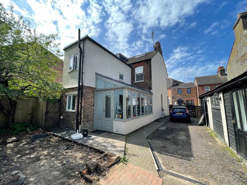 Property photo 2 of 17 Rear