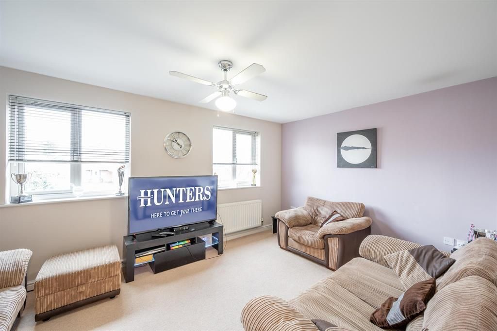 Property photo 2 of 24