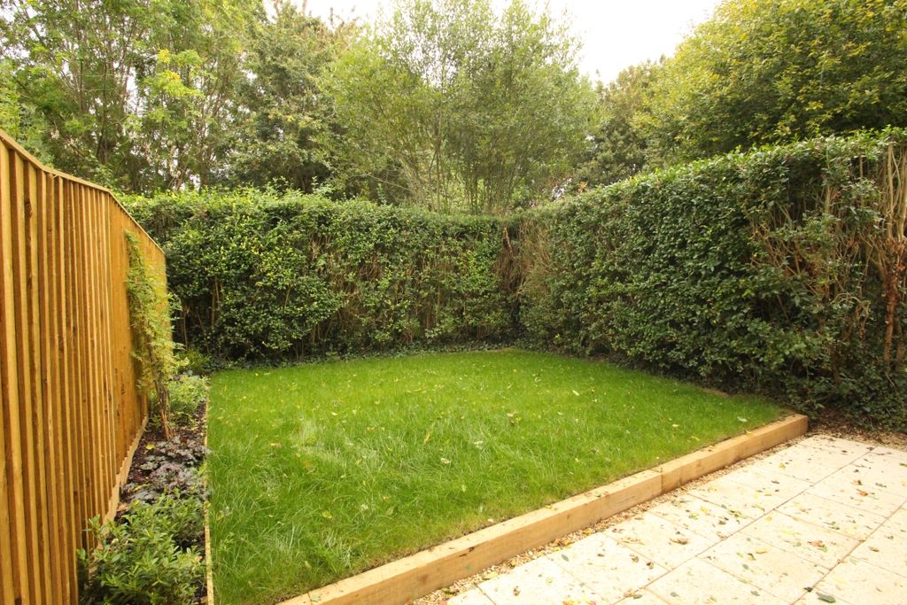 Property photo 3 of 7 My Photo 6121