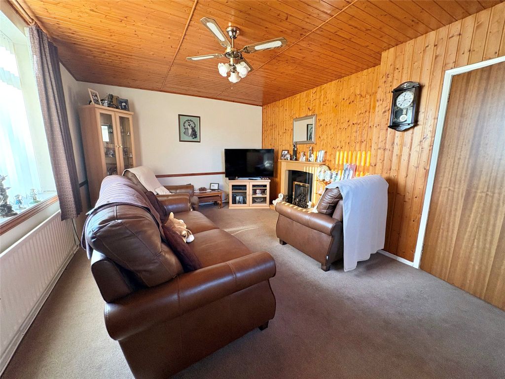 Property photo 2 of 15 Picture No. 19