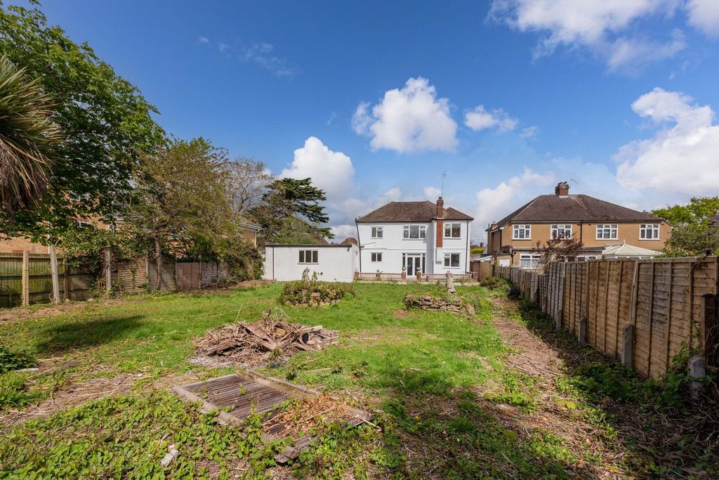 Property photo 2 of 22