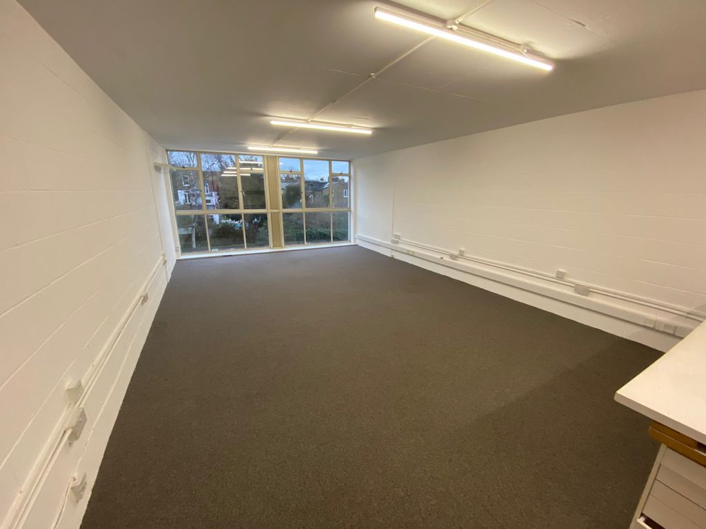 Property photo 1 of 9 The Link Effra Road London