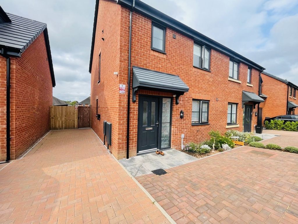 Property photo 1 of 25