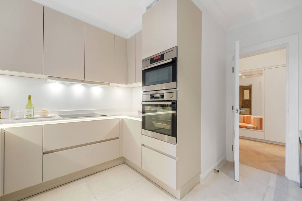 Property photo 3 of 11 Picture No. 07