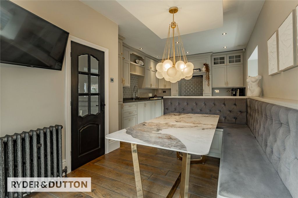 Property photo 1 of 24 Kitchen/Diner