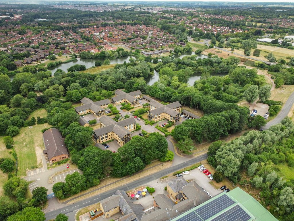 Additional image 22 of 3 bed flat for saleWoodward Place, Loughton Lodge, Milton Keynes MK8