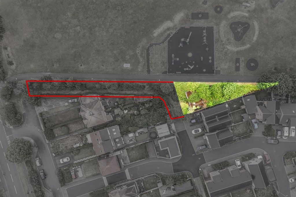 Property photo 1 of 5