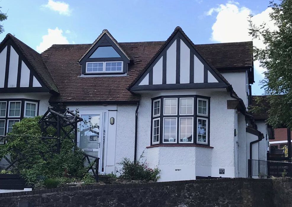 Property photo 1 of 10 9