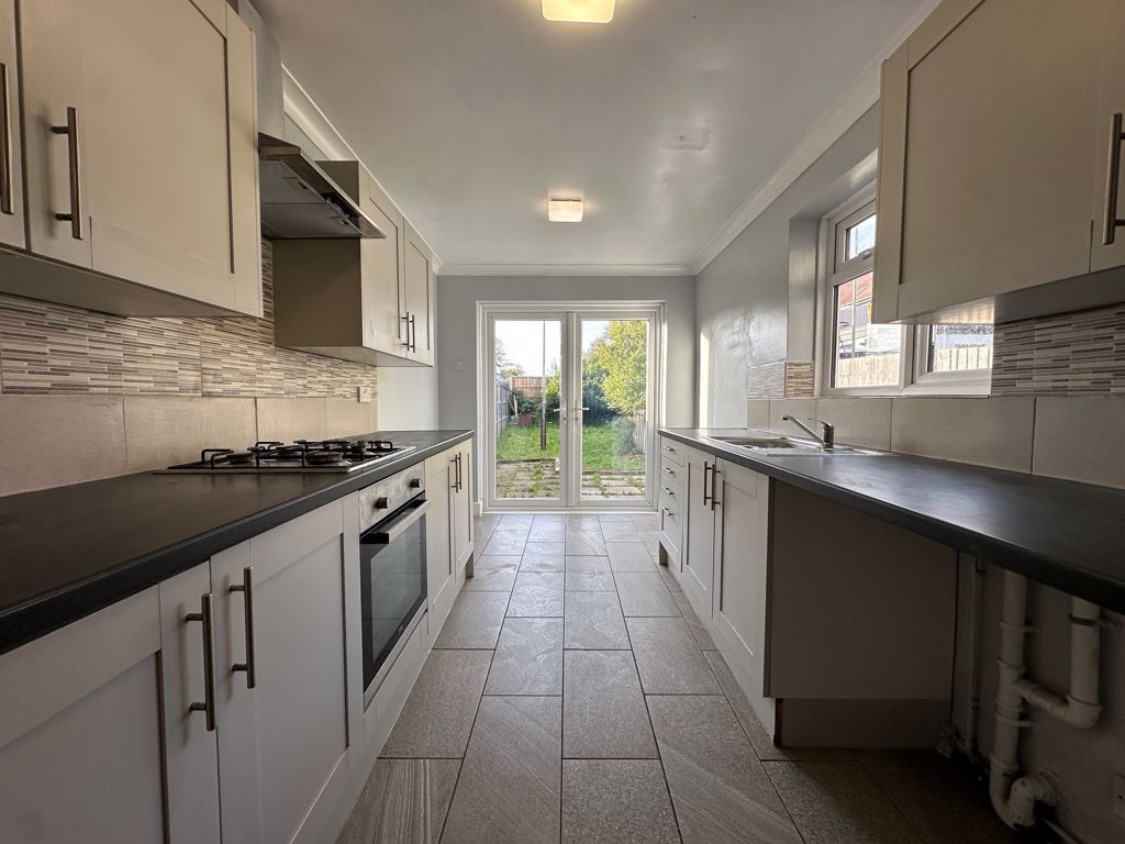 Property photo 2 of 10 Photo 4