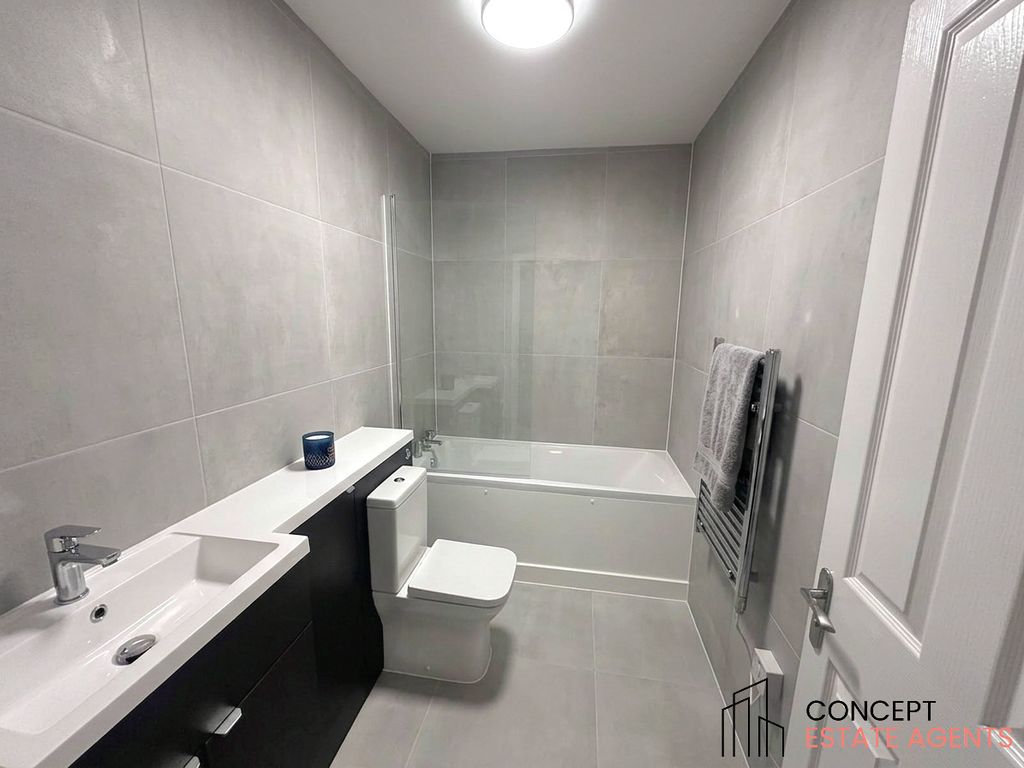 Property photo 2 of 3