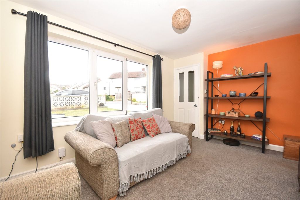 Property photo 2 of 15 Picture No. 08