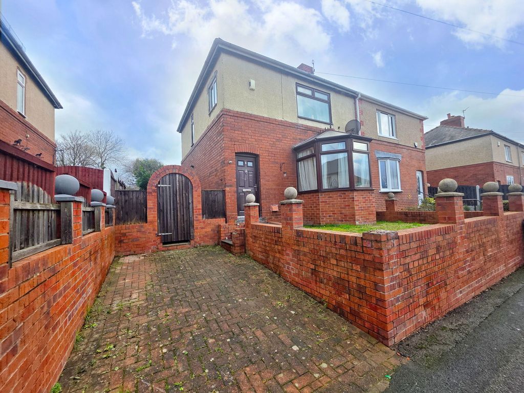 Property photo 1 of 14