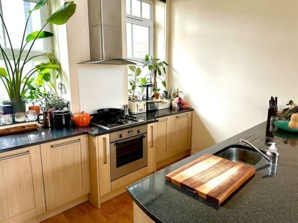 Property photo 3 of 7 251495_32510363_Img_02_0000_Max_656x437.Jpeg