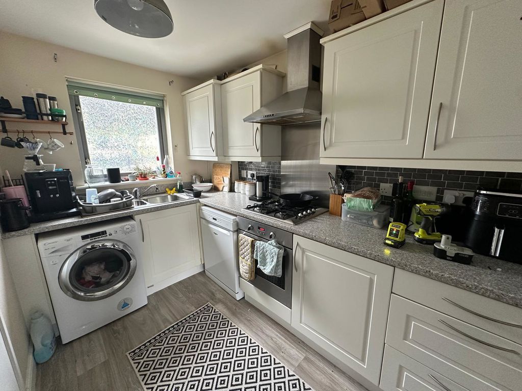 Property photo 3 of 13 Photo 11