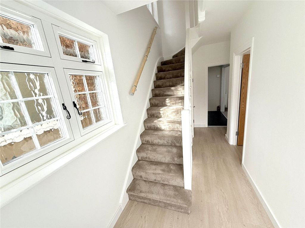 Property photo 2 of 15 Picture No. 02