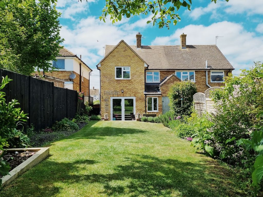 Property photo 2 of 13