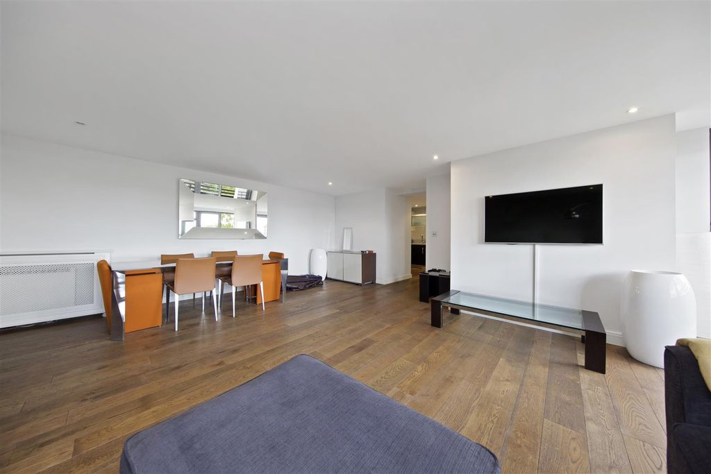 Property photo 2 of 13 Reception Room 4.Jpg