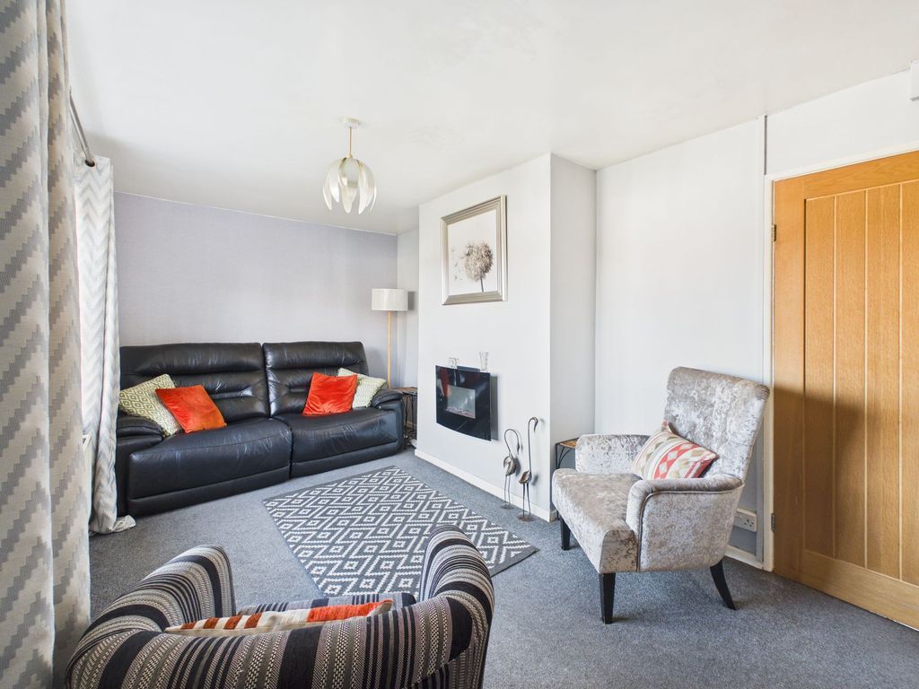 Property photo 2 of 36