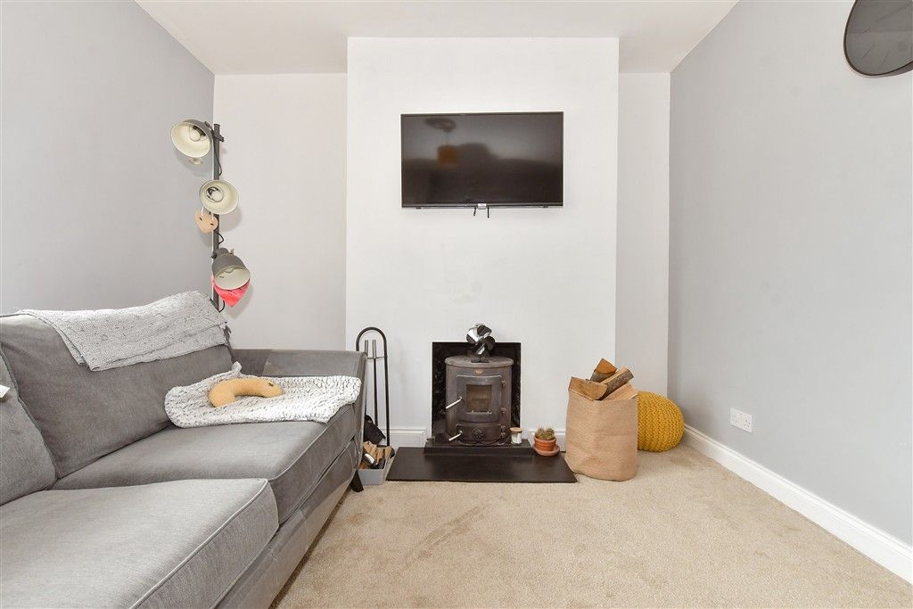 Property photo 2 of 15 Lounge