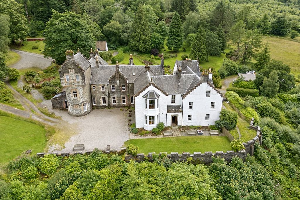 Property photo 1 of 10