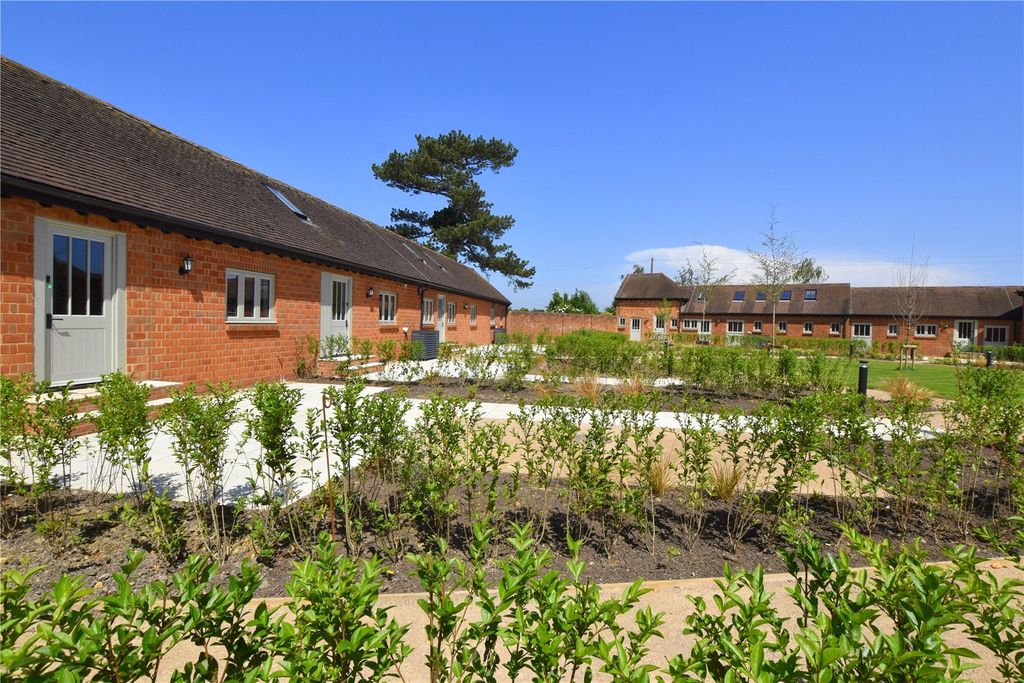Property photo 1 of 8 The Courtyard