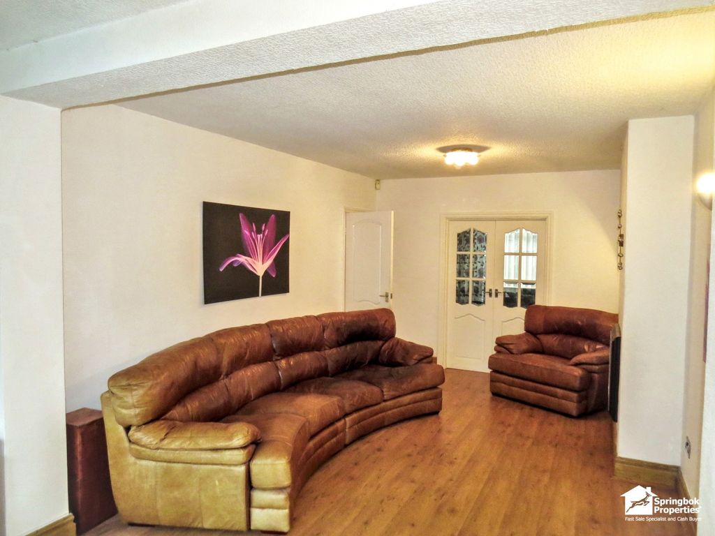 Property photo 3 of 18 Image 3